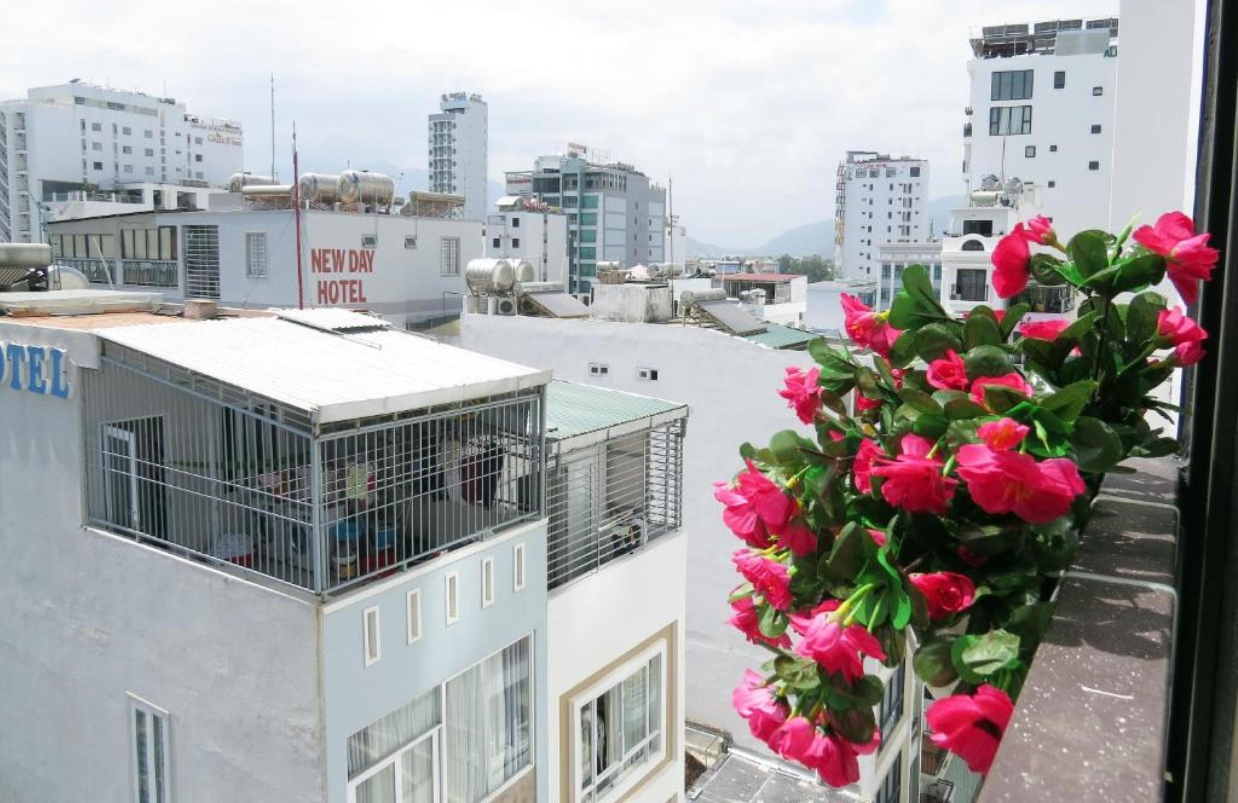 Tokia Hotel Nha Trang Exteriör bild
