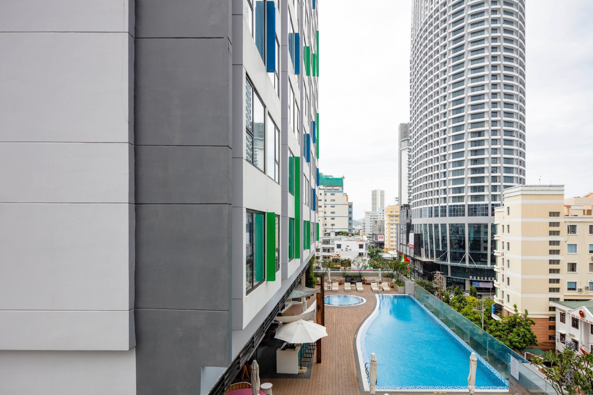 Tokia Hotel Nha Trang Exteriör bild